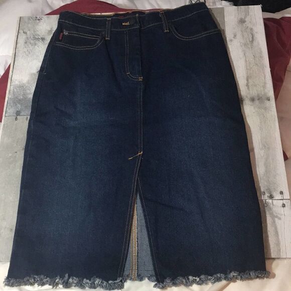 Vintage 90s BCBG MAXAZRIA Long Denim JEAN SKIRT Size 5/6r - Picture 7 of 7